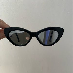 Illesteva Pamela Sunglasses